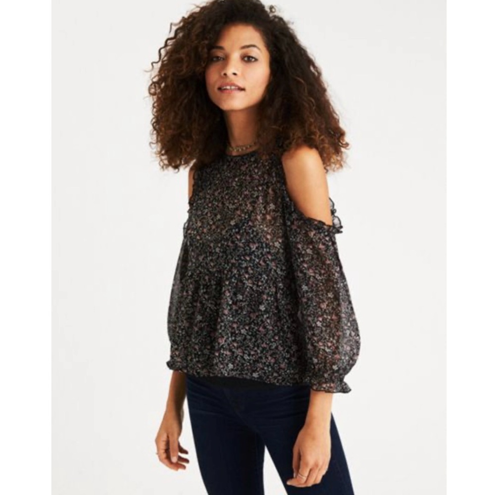 American Eagle Black Floral Ruffle-Trim Cold Shoulder Blouse | Size Small